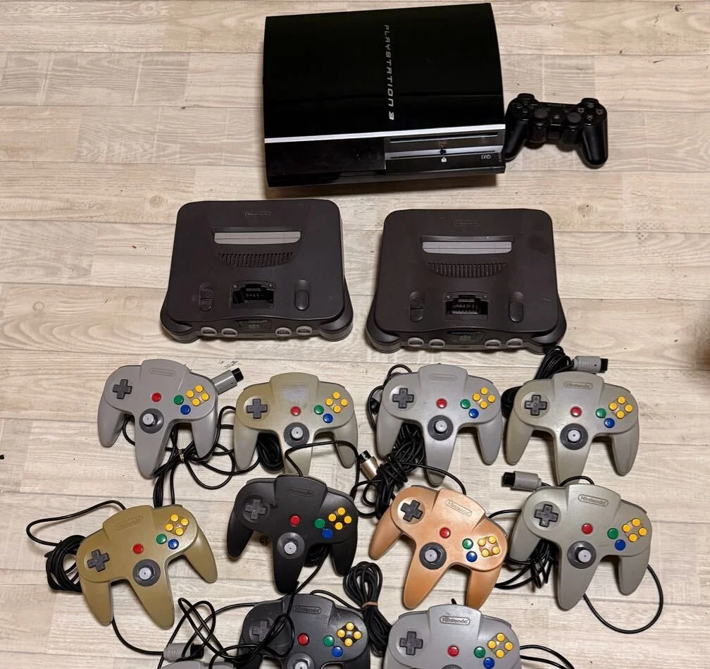 Consoles & accessoires — Photo 12